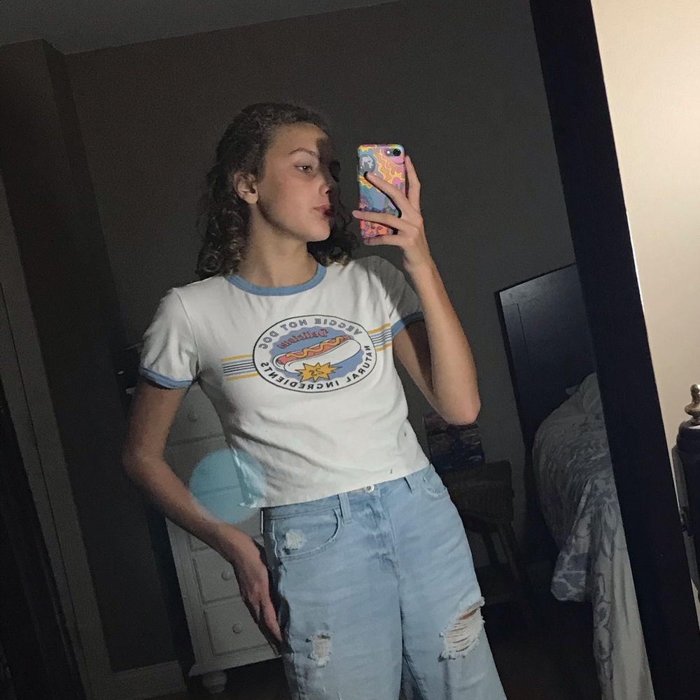 Vintage Gaze Crop Tee